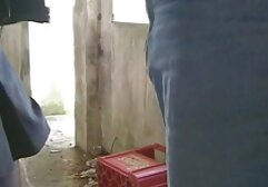 Egy szőke nő korán jött haza. Egyedül unatkozva otthon, a lány átölelte egymást. Kudarc és teve a ruhákon. Egy idő után a fiának kell lennie. Egy nagy doboz online pornó filmek után felemelte a szellemeit. A lány Lesz szar.