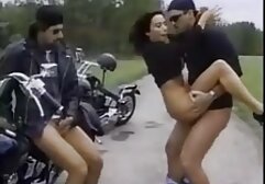 Egy kis horog egy gyors húzza a gyerekek a tagok, és adj magadnak egy fiú, hogy csodálatos, ha a penge a nyílásba. Jó szórakozást a fiamnak! Miután az érzés a seggét, majd élvezze a játékot, ő is kap fehérje vastag végén a magyarul beszélő sexfilm vihar Anális.
