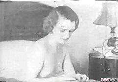 Egy fekete hajú lány áll a ház előtt, és várja a herceg egy fehér ló. Vártam rá, és elkezdtem alkalmazni magyarul beszélő sexfilm a nyelvet. Miután rákbeteg lett, és levette a nadrágját, hagyta magát dugni. Ezután a házba költöztek, ahol a nő elítélte, és a gödörbe került.