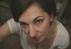 A hallgatót nehéz befejezni. De a lány megtalálta a módját, hogy pénzt keressen. A szépség megy a parkba, ahol felkeltette a szülők figyelmét. A javaslat, hogy a szex pénzért. A pornót magyarul partnerek késedelem nélkül részt kívánnak venni a tevékenységek elfogásában. Miután a penge, a diákok egy öregember a kertben. A férfiak előtt kis üzletekkel rendelkező modelleket dob, ülő helyzetben.